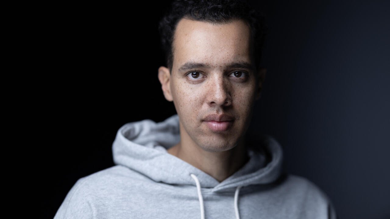 غاييل فاي يفوز جائزة غونكور اختيار المغرب 2025 عن روايته “Jacaranda”