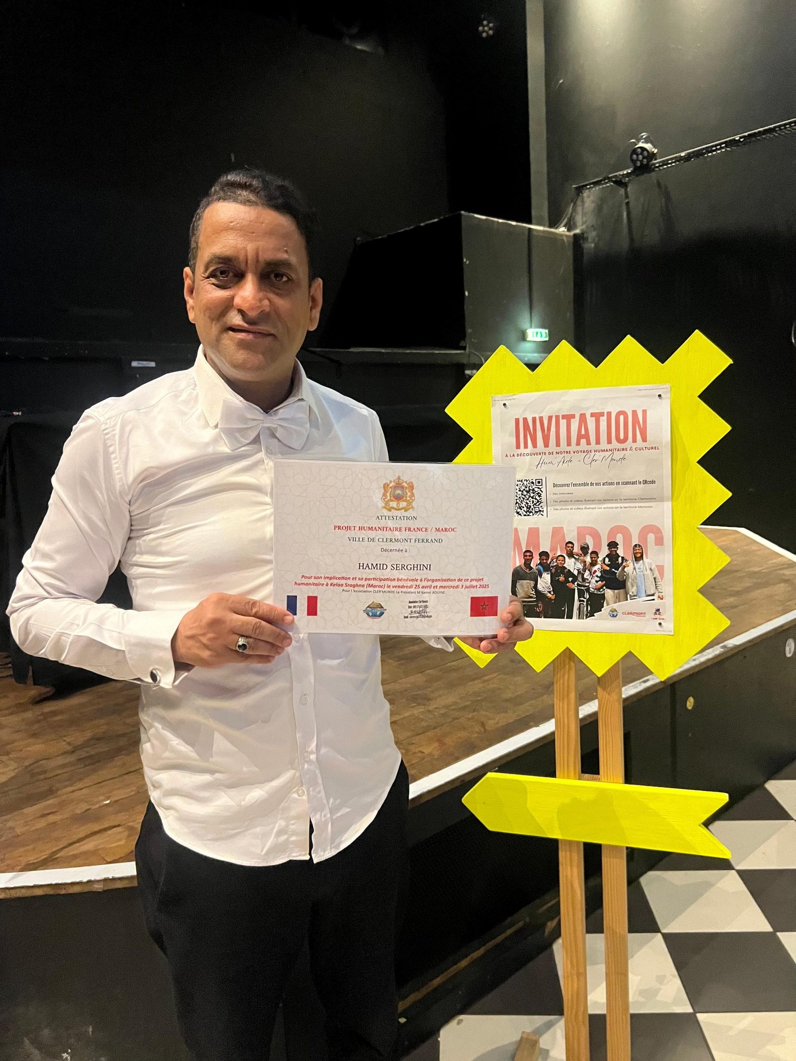 تكريم خاص للفنان حميد السرغيني بفرنسا بحضور رئيس المجلس البلدي لمدينة كليرمون فيرون