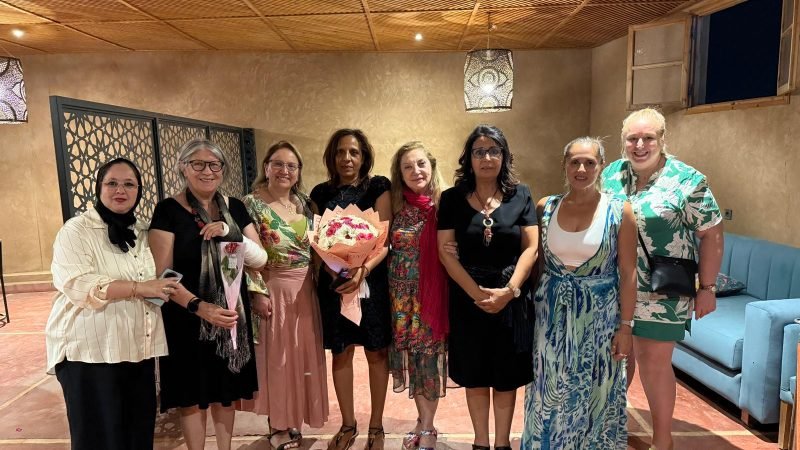 “ضفاف الذهاب والإياب”… جسور ثقافية بلغة المؤنث