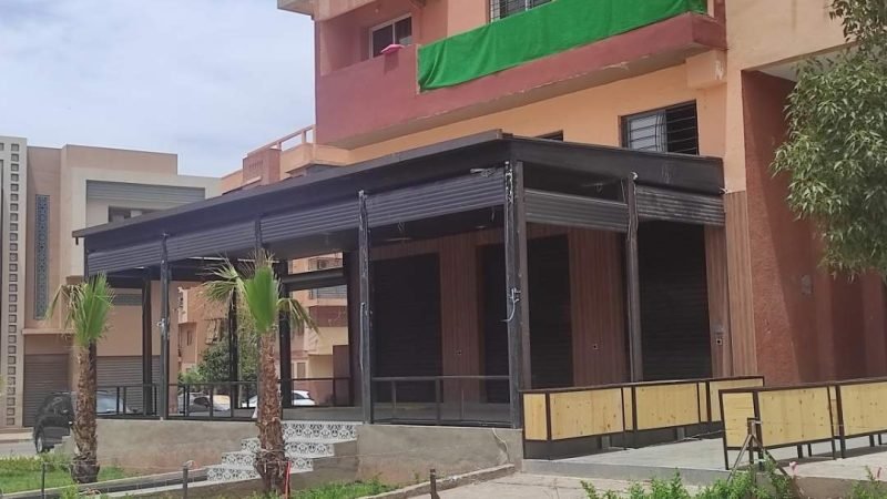 احتقان شعبي بـ”أبواب مراكش” بسبب مقهى شيشة وسط حي سكني