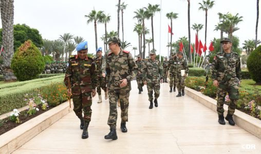 المفتش العام للقوات المسلحة الملكية يتباحث مع قائد قوة البعثة الأممية بالأقاليم الجنوبية للمملكة