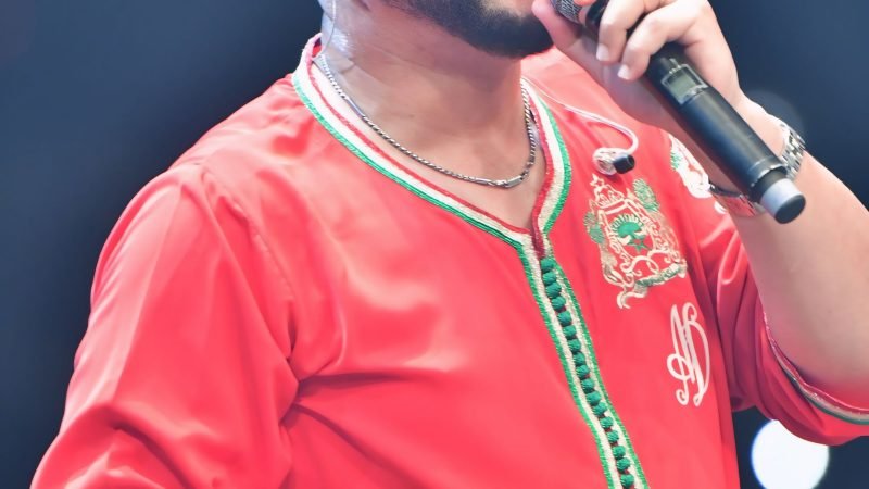 عندليب الأغنية الشعبية الداودي يحقق رقما قياسيا في مهرجان الشواطئ بالمضيق بحضور أزيد من 250 الف شخص